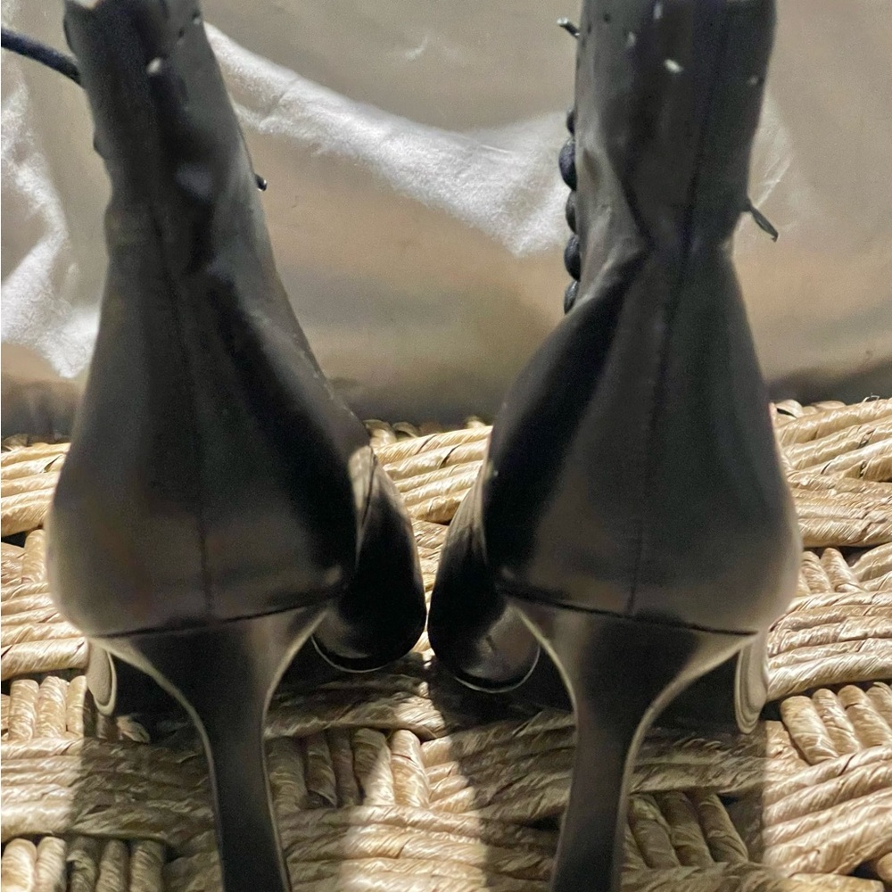 Rare, vintage Carlos by Carlos Santana black leather booties! - Picture 4 of 7